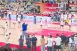 什么叫战神啊！刘玉栋浙BA中场活动 穿着牛仔裤没热身3分10中10！